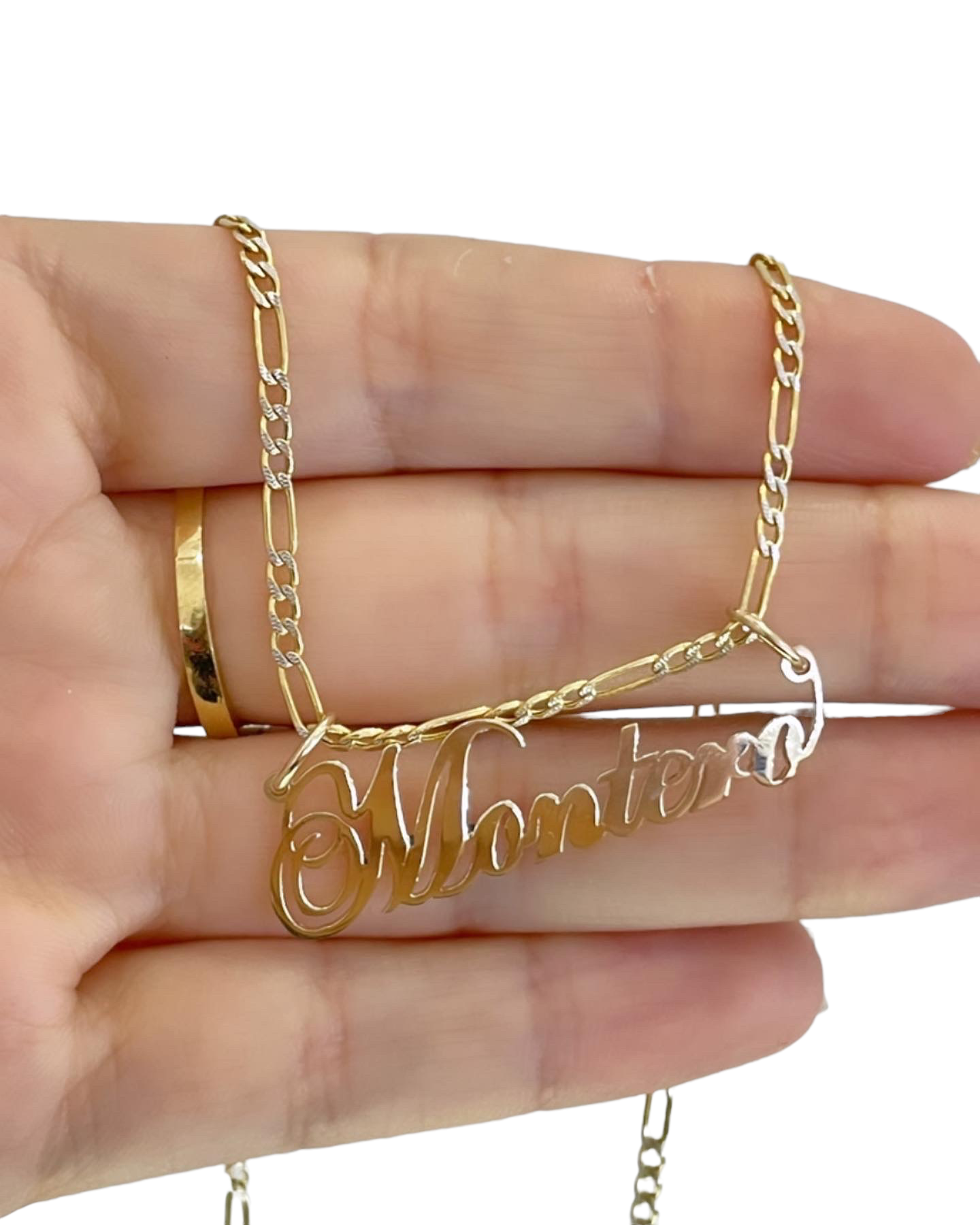 Nombre personalizado en Oro 14k